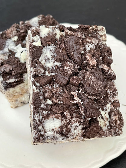 Cookies & Cream Rice Crispy Treats